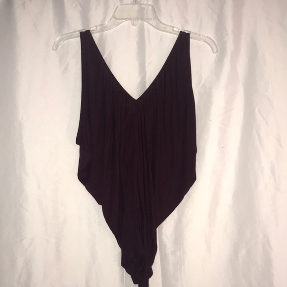 Dark purple top - Picture 4 of 5